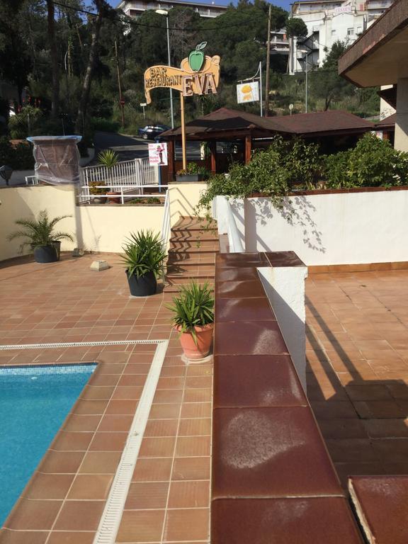 Apartamentos Eva Costa Brava Ngoại thất bức ảnh
