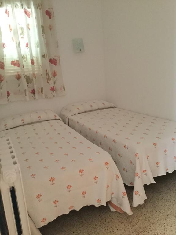 Apartamentos Eva Costa Brava Ngoại thất bức ảnh