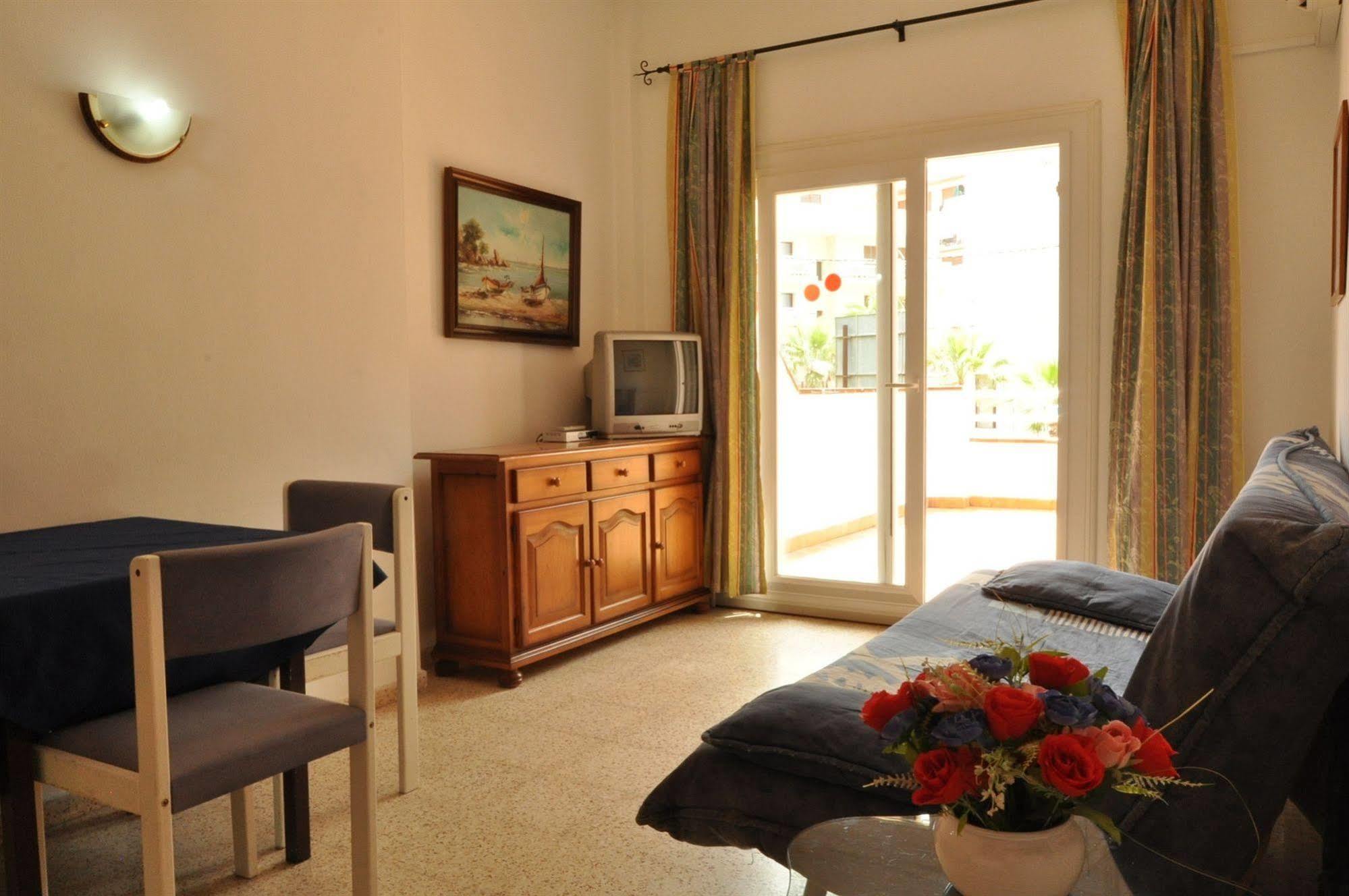 Apartamentos Eva Costa Brava Ngoại thất bức ảnh