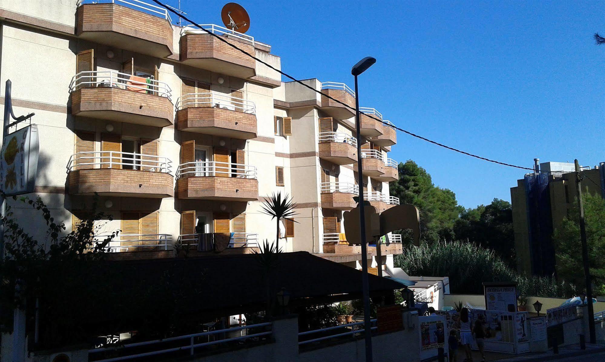 Apartamentos Eva Costa Brava Ngoại thất bức ảnh