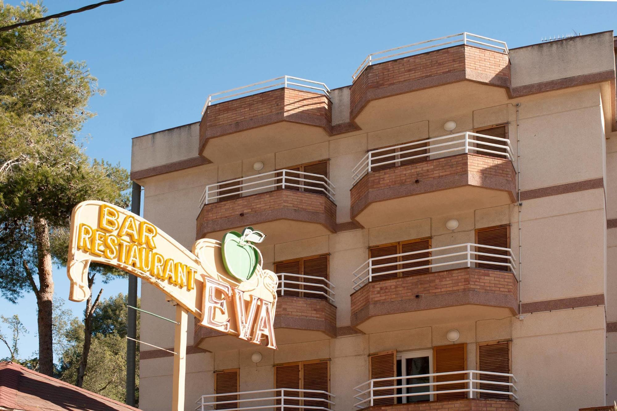 Apartamentos Eva Costa Brava Ngoại thất bức ảnh