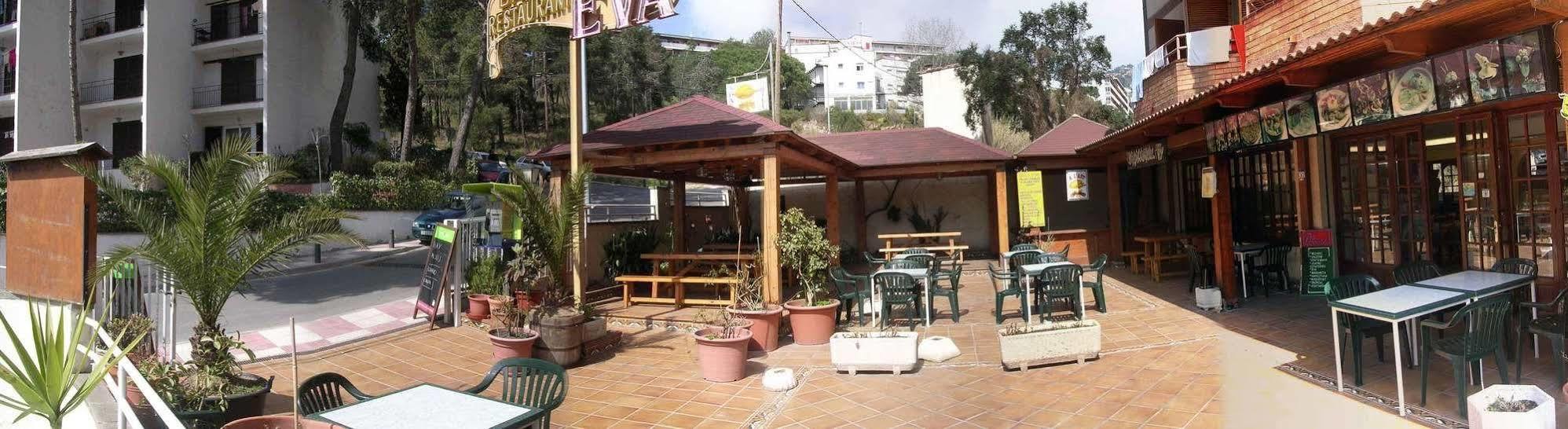 Apartamentos Eva Costa Brava Ngoại thất bức ảnh